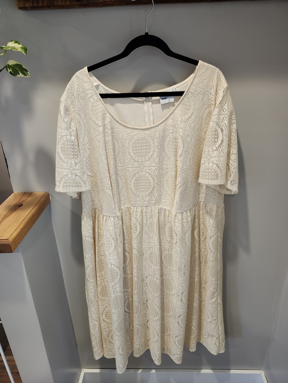 Asos Curve Size 24 Cream Laser Cut Skater Dress